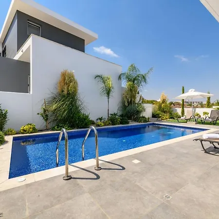 Villa Olivine Waves Protaras
