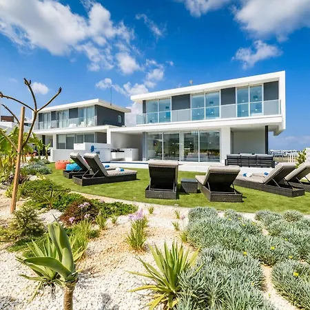 Olivine Waves Villa
