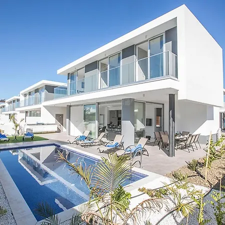 Olivine Waves * Protaras