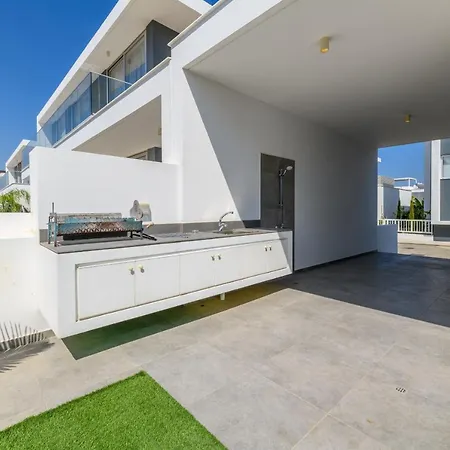Villa Olivine Waves Protaras