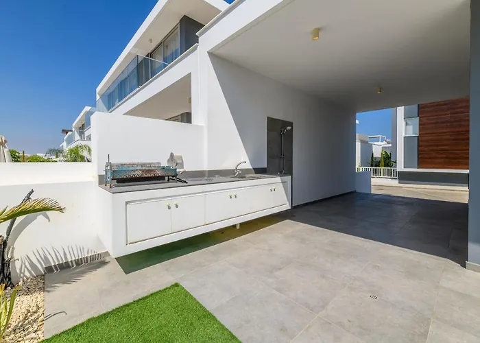 Villa Olivine Waves Protaras