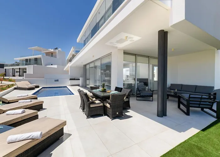 Villa Olivine Waves Protaras